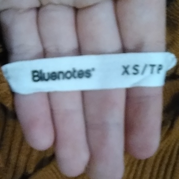 Burnt orange bottin up crop top - Picture 2 of 2